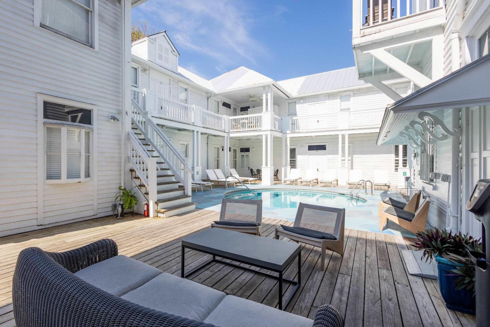 Hotel Deluxe King - Curry Mansion With Pool! à Key West Extérieur photo